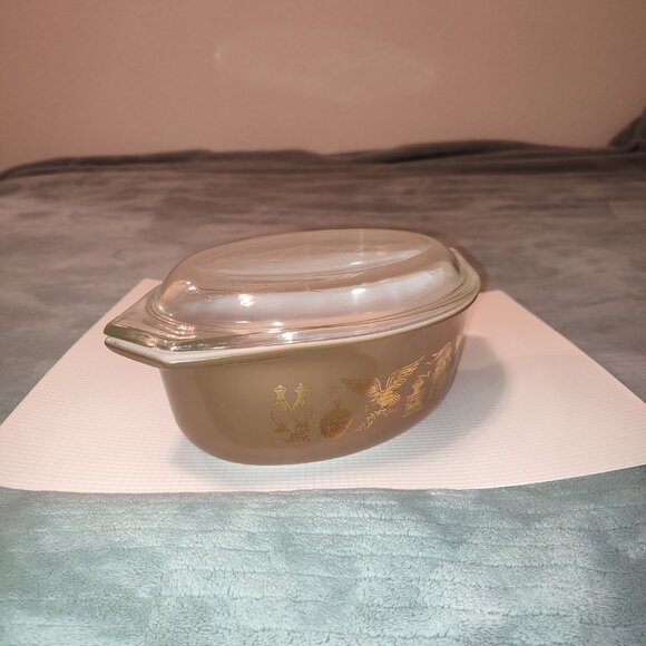 Pyrex Early American 043 1 1/2 quart with Lid 943 C14  Vintage Collectible - Picture 3 of 14